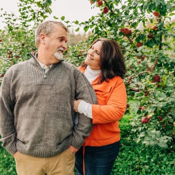 Meet your Posher, Lisa - Picture 1 of 1